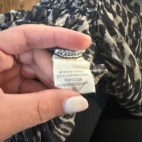 HIGH NECK going out top -cheetah SZ S A0037 - Picture 8 of 10